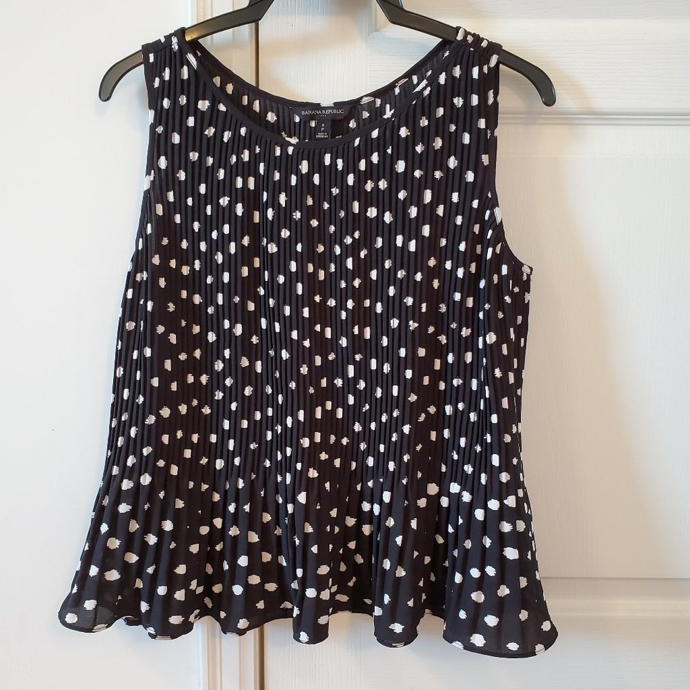 Pleated top